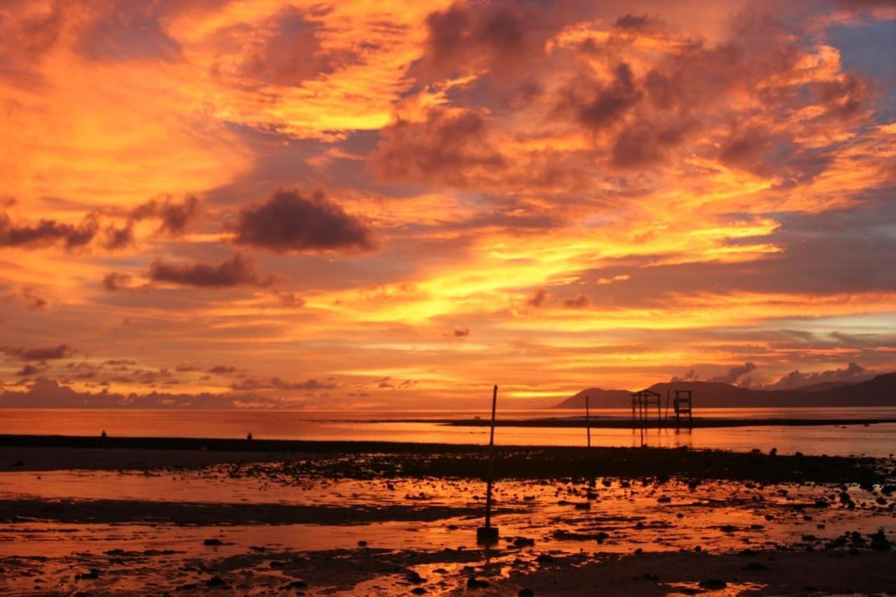Lakey Beach Inn Hotel Huu ภายนอก รูปภาพ
